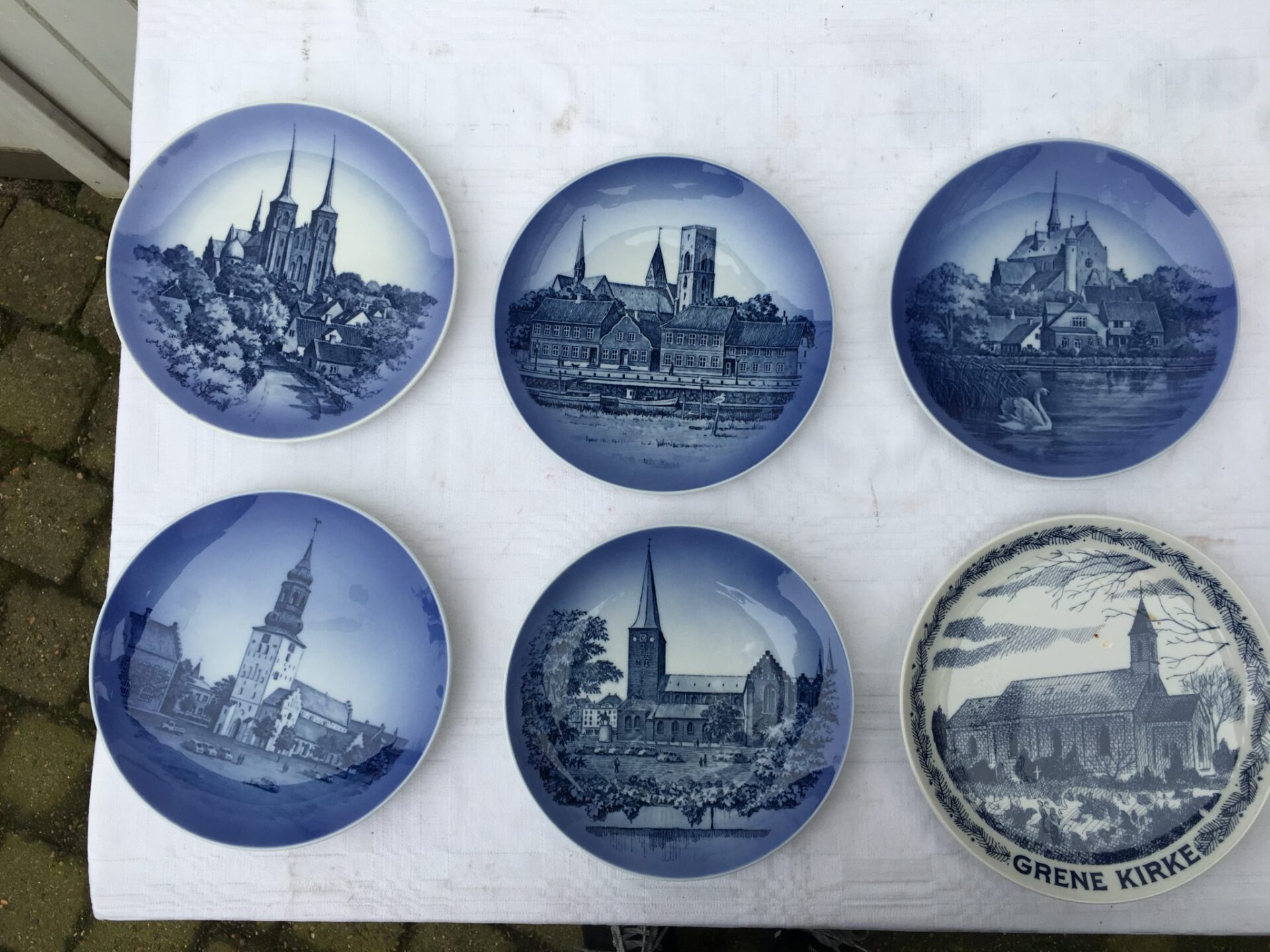 Kgl. platter, Danske Domkirker, pr. stk 50 kr
