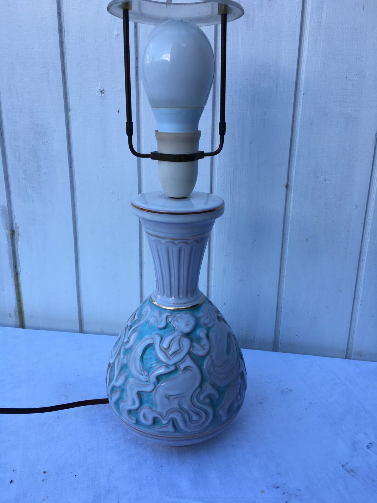 Keramik bordlampe, utydeligt stemplet, pris 600 kr