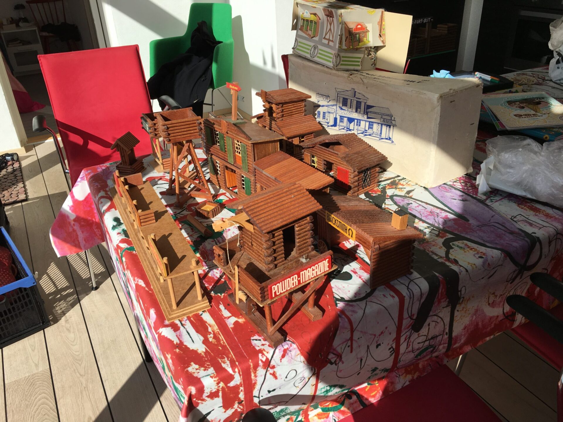 Stor samling Western huse fra 70-erne, i alt 500kr