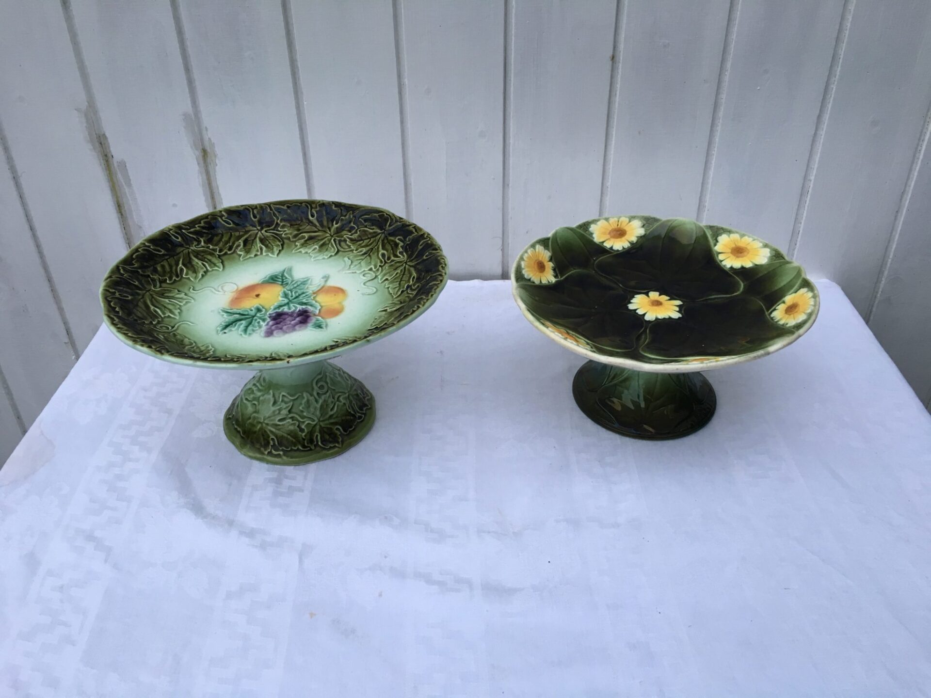 Antikke Majolica opsatse i Jugend stil, pr. stk 400 kr