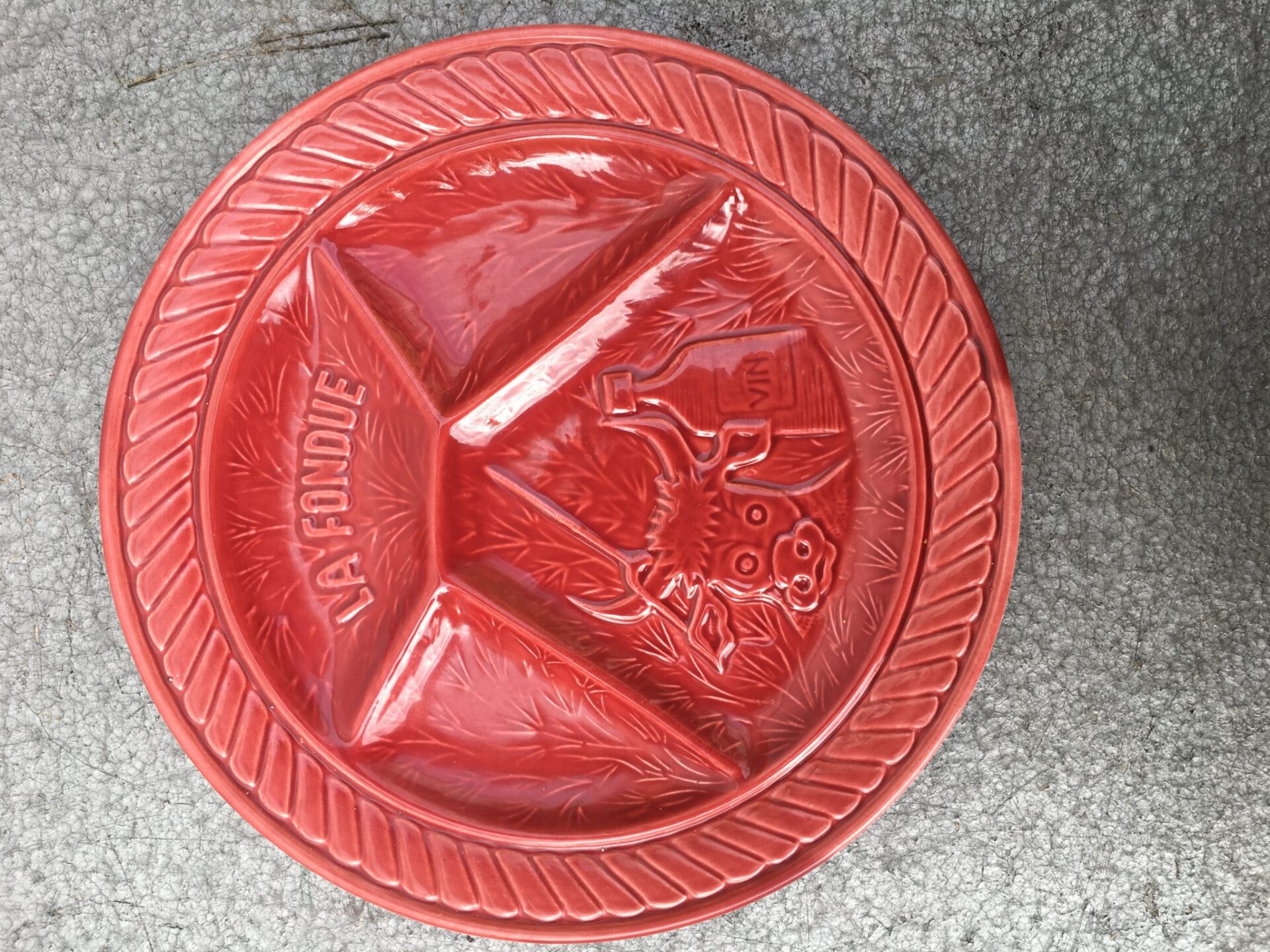 Retro fondue tallerkner pr. stk 30 kr