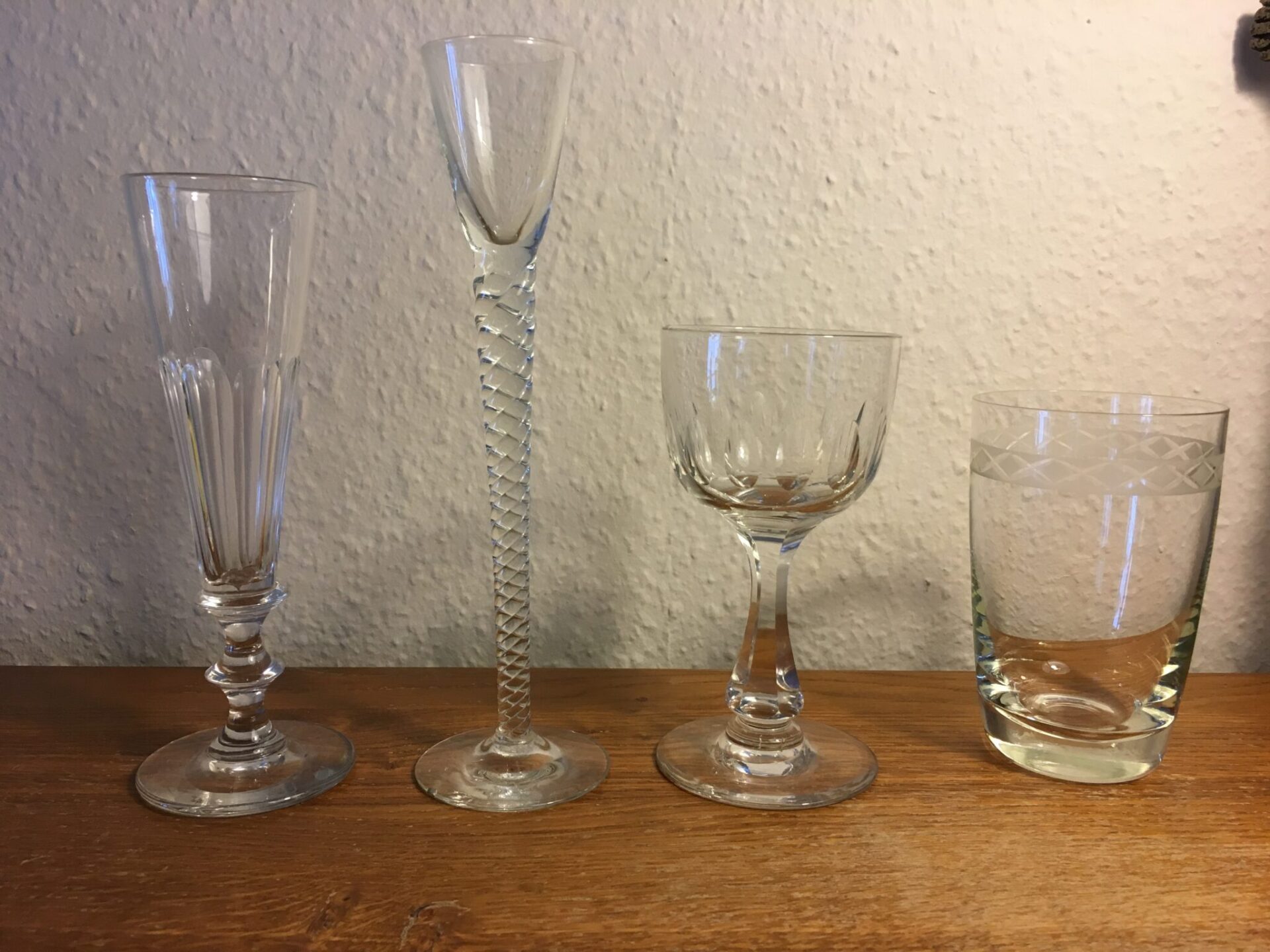 Gamle danske glas fra Holmegaard