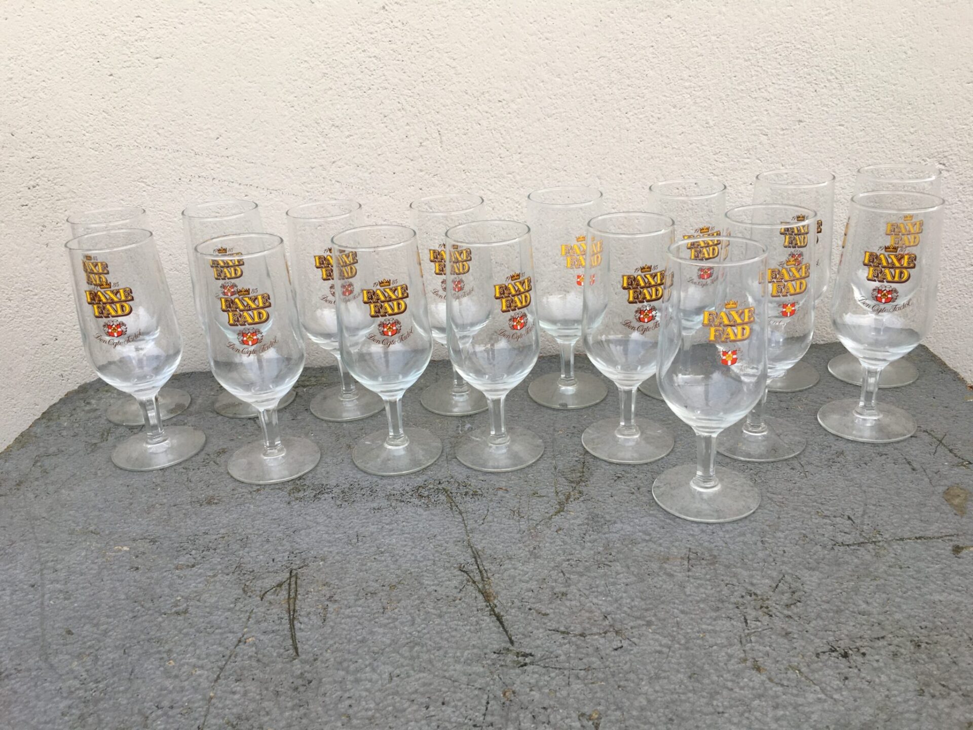 16 stk Faxe Fad ølglas i alt 200 kr