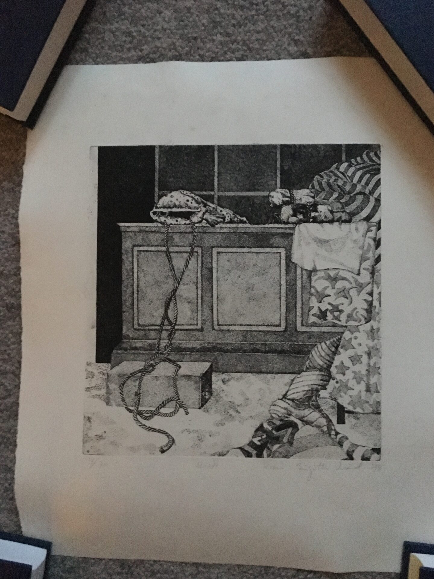 Karen Birgitte Lund, signeret litografi nr 4/70, pris 200 kr (32x38 cm, uindrammet, rullet)
