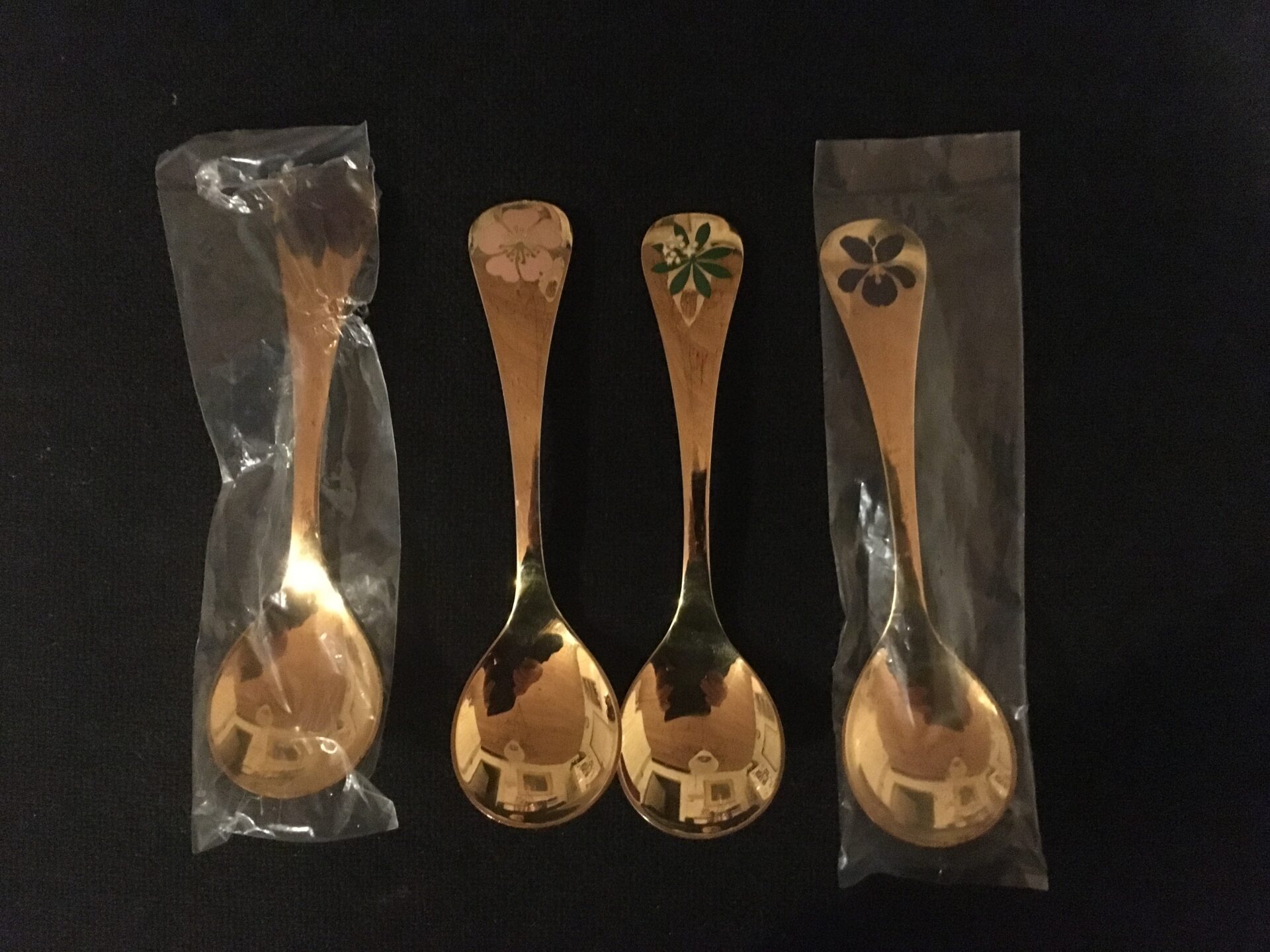 Georg Jensen, årsskeer, årg. 74,75,76,77 (forgyldt sterling sølv) pris pr. stk 200 kr