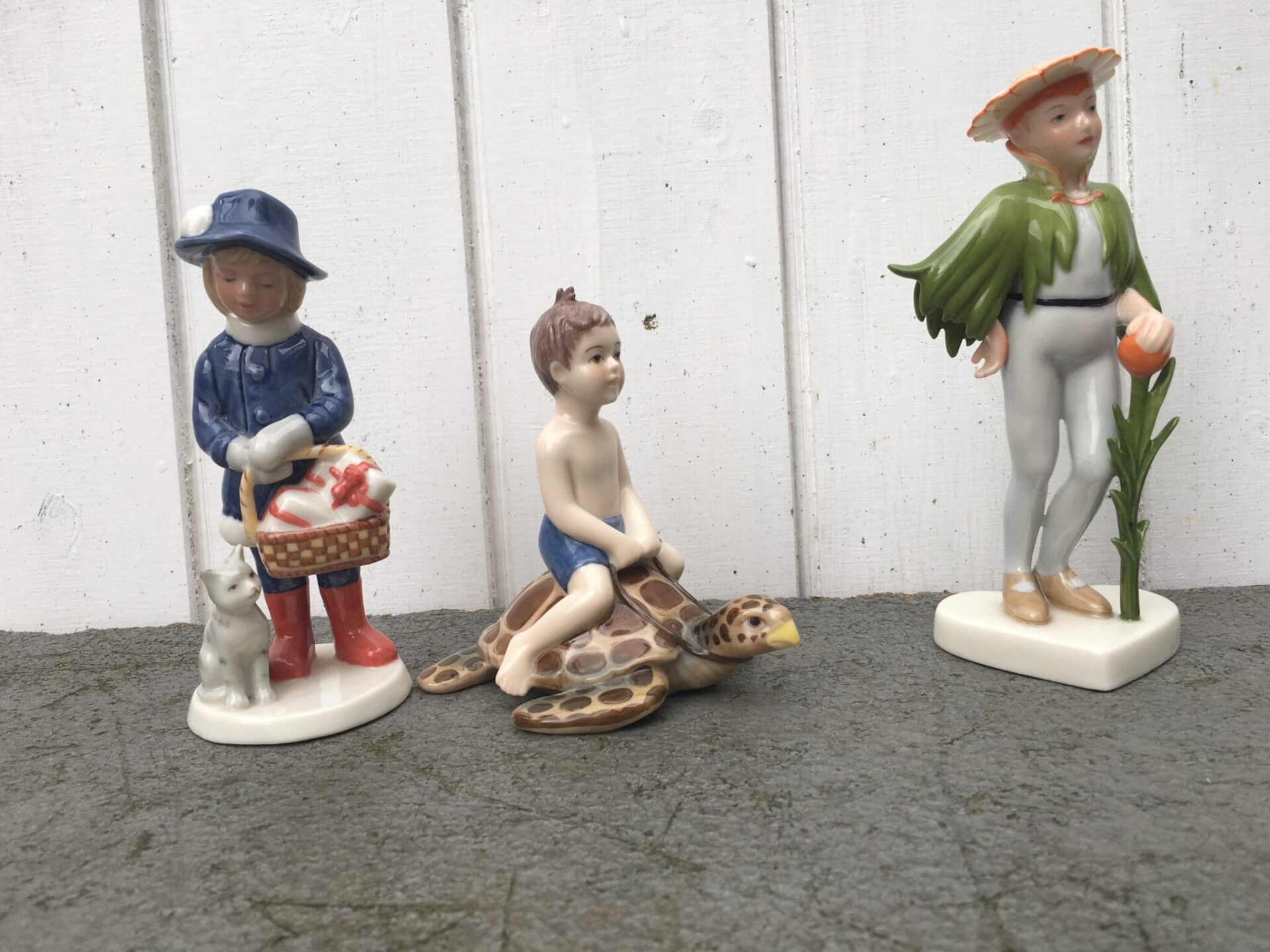 Royal Copenhagen pr. stk 400 kr (Anna, Frederik, Millenium collektion)