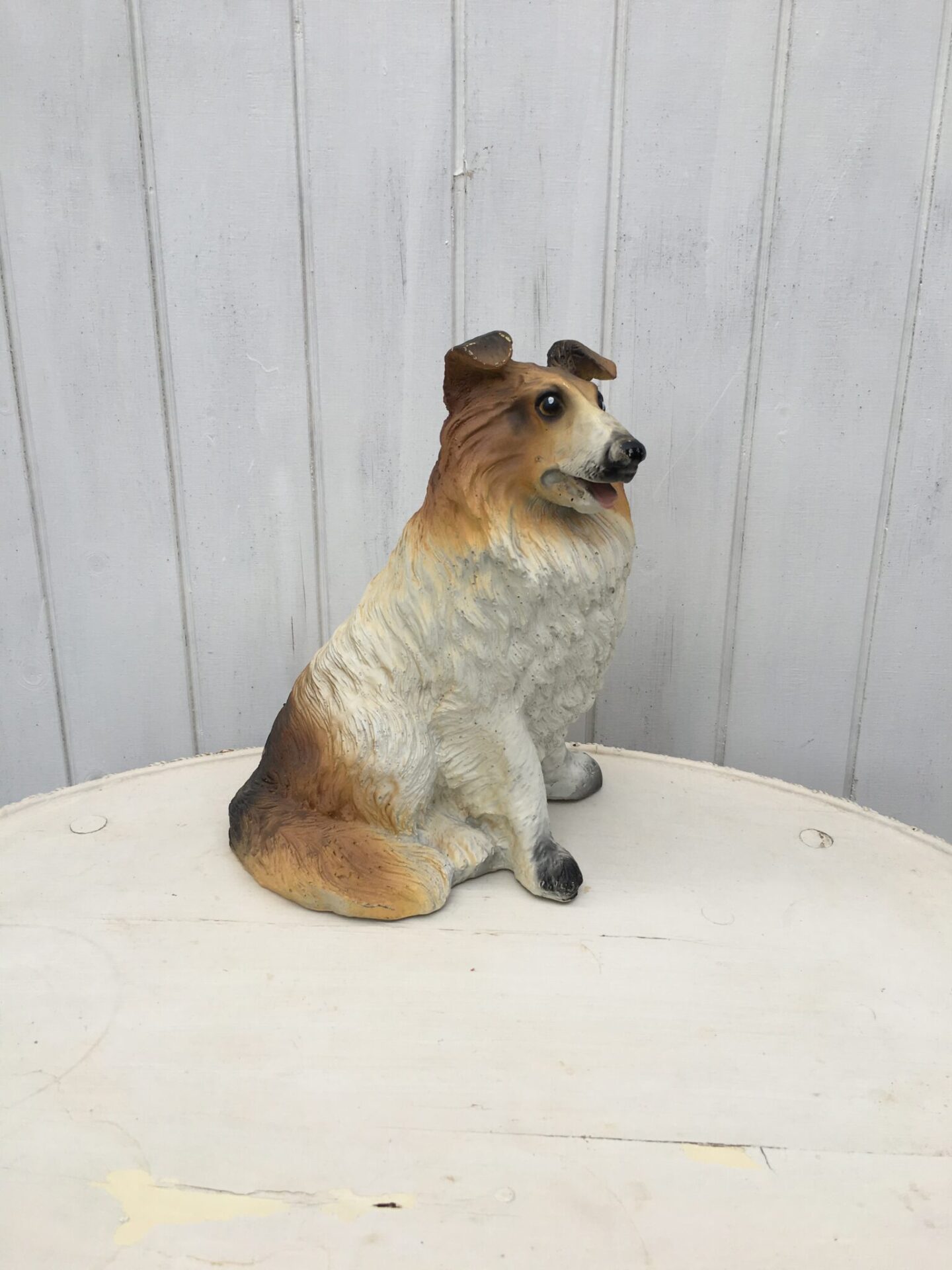 Lassie hund, h= 30 cm, pris 200 kr