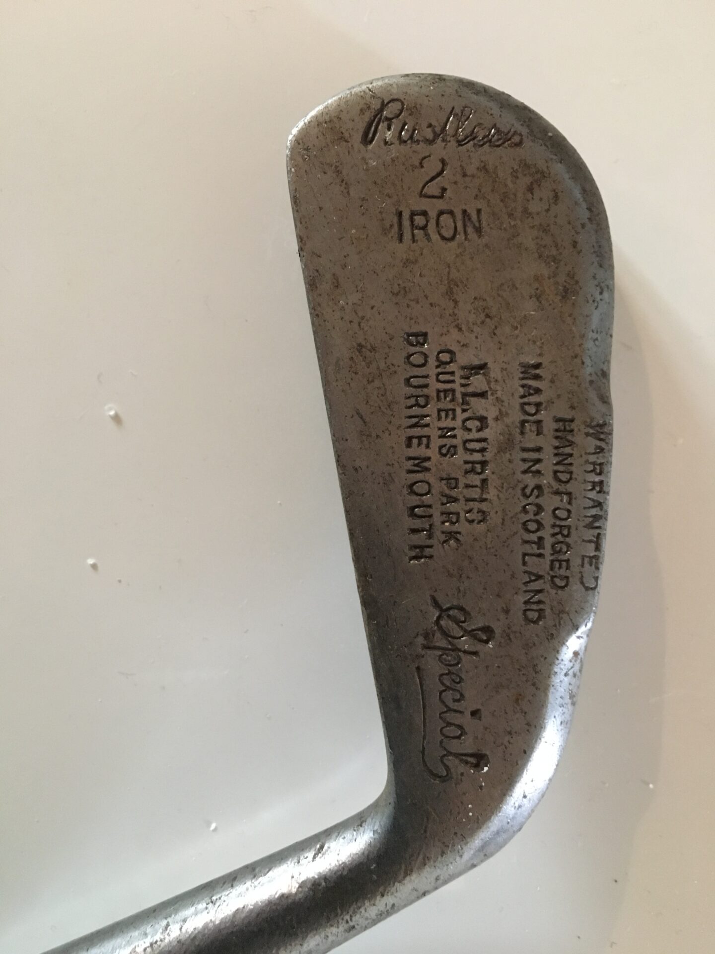 Antikt golfjeren med originalt skæfte af træ, pris 300kr