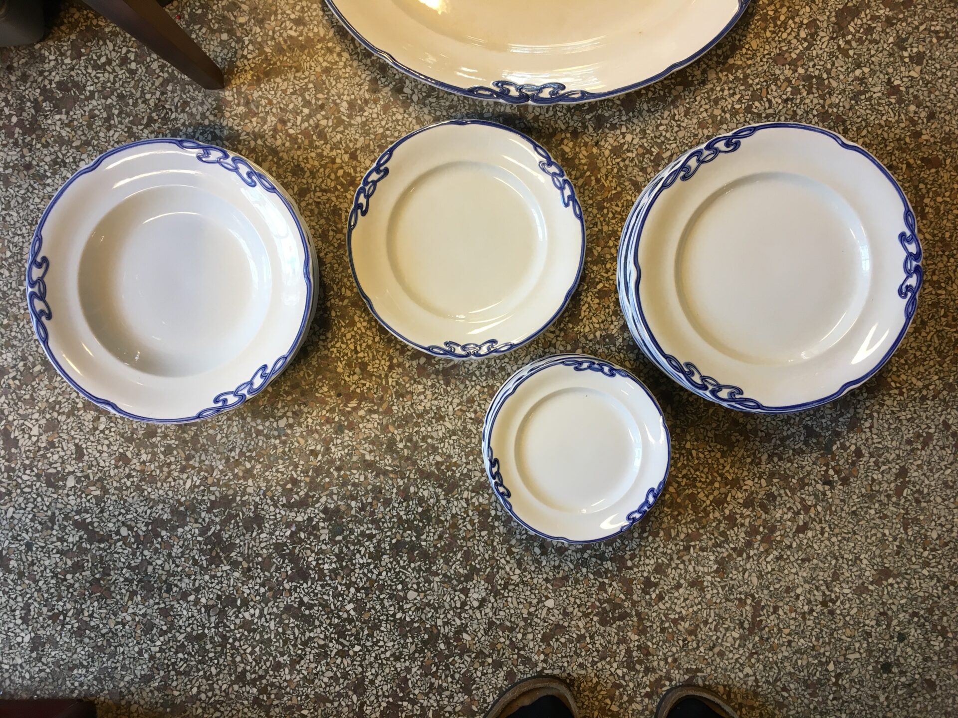 Blå Olga, Villeroy & Boch, Dresden, middag/dyb/frokost pr stk 100kr, små sidetall. pr stk 75 kr