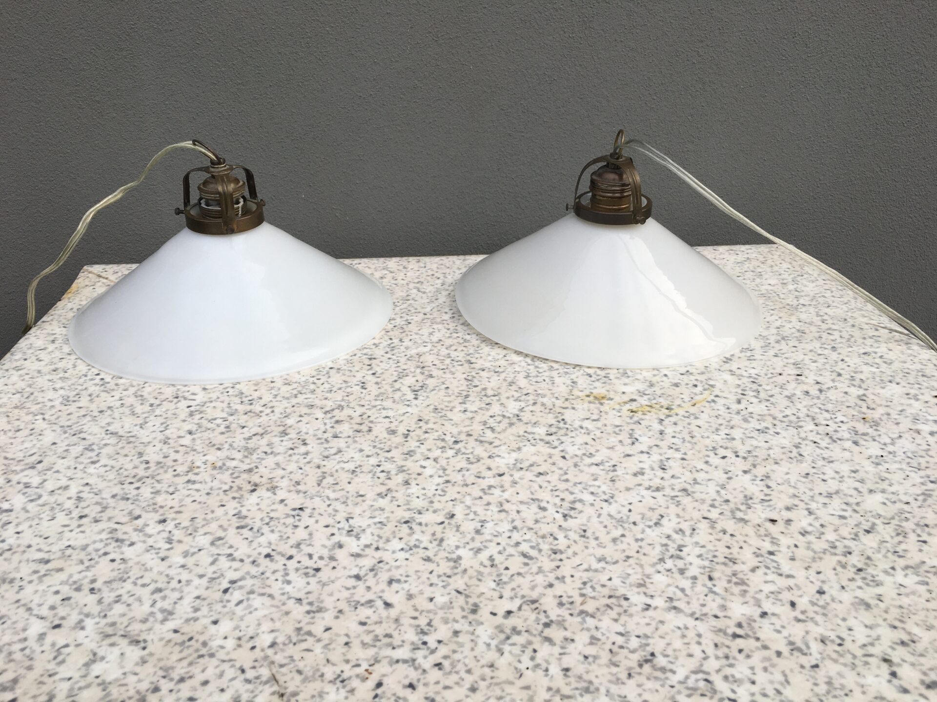 2 stk antikke skomagerpendeler, mundblæsr glas, d=27 cm, samlet pris 700 kr